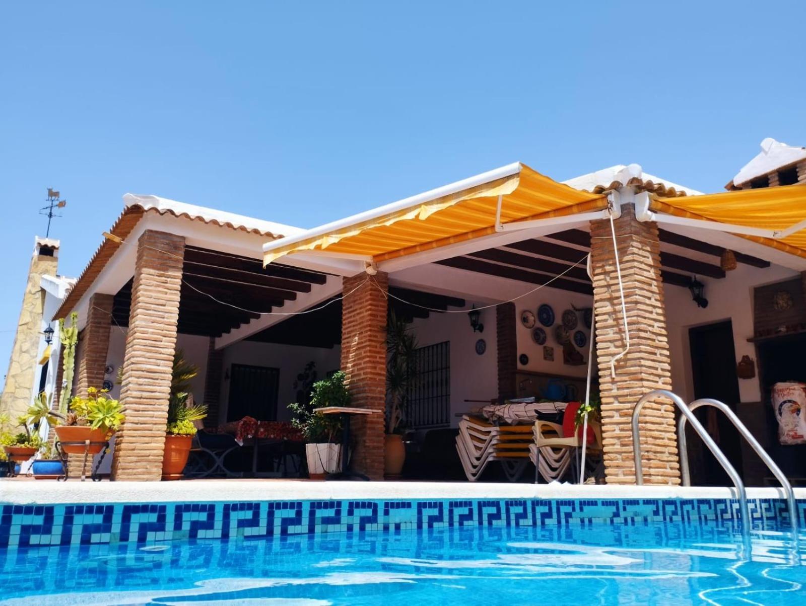 Los Olivos 马拉加 外观 照片